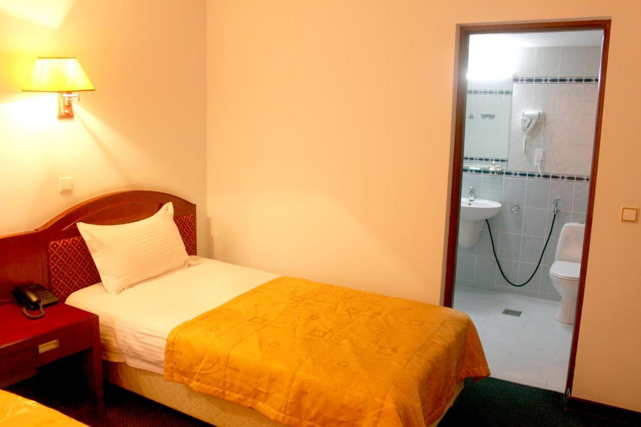 Hotel Grand Bukhara Bagian luar foto