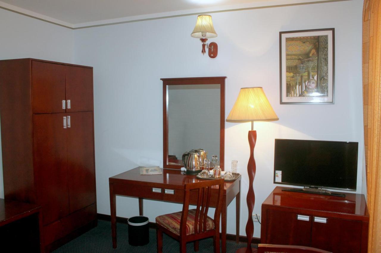 Hotel Grand Bukhara Bagian luar foto