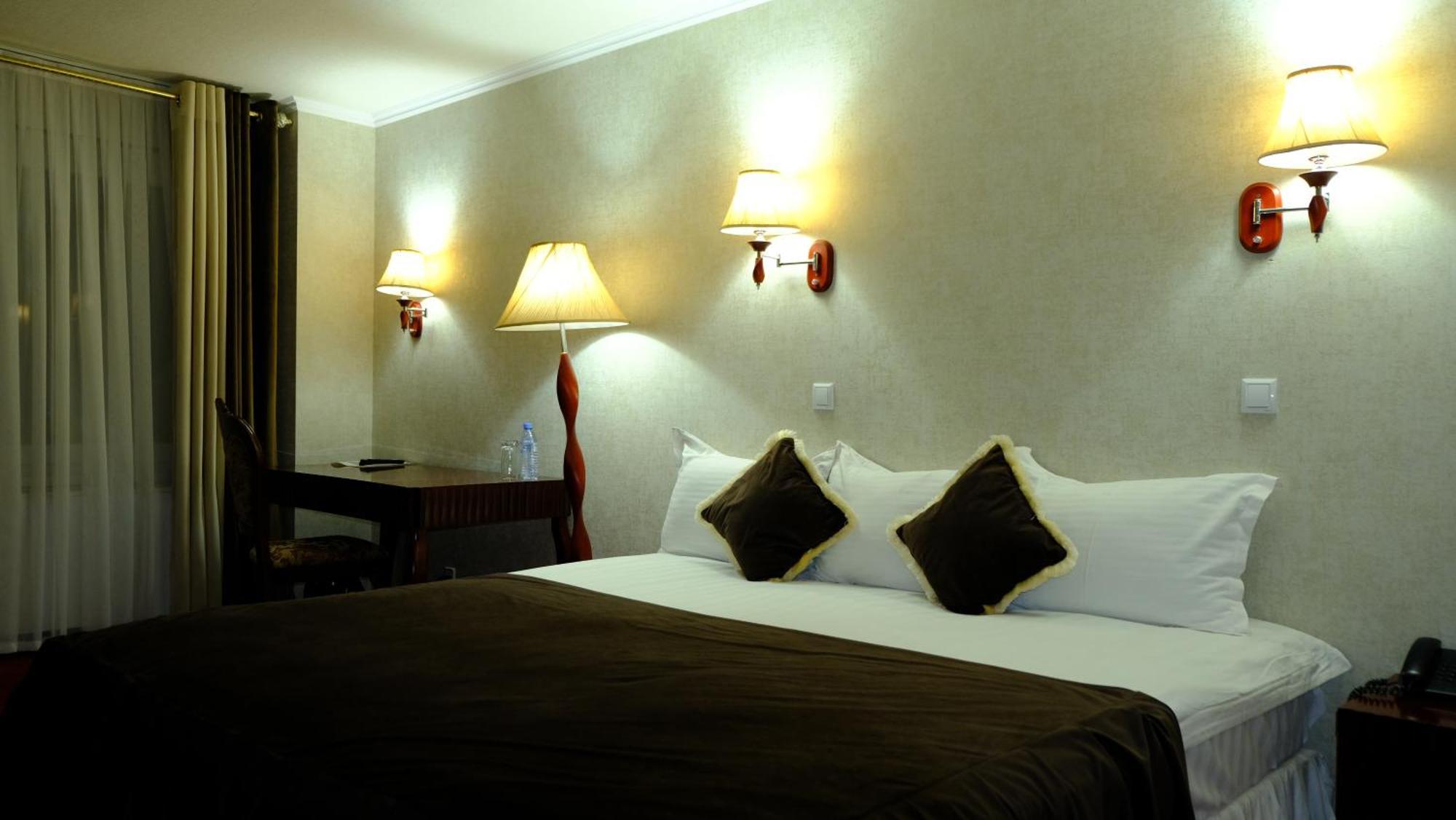 Hotel Grand Bukhara Bagian luar foto