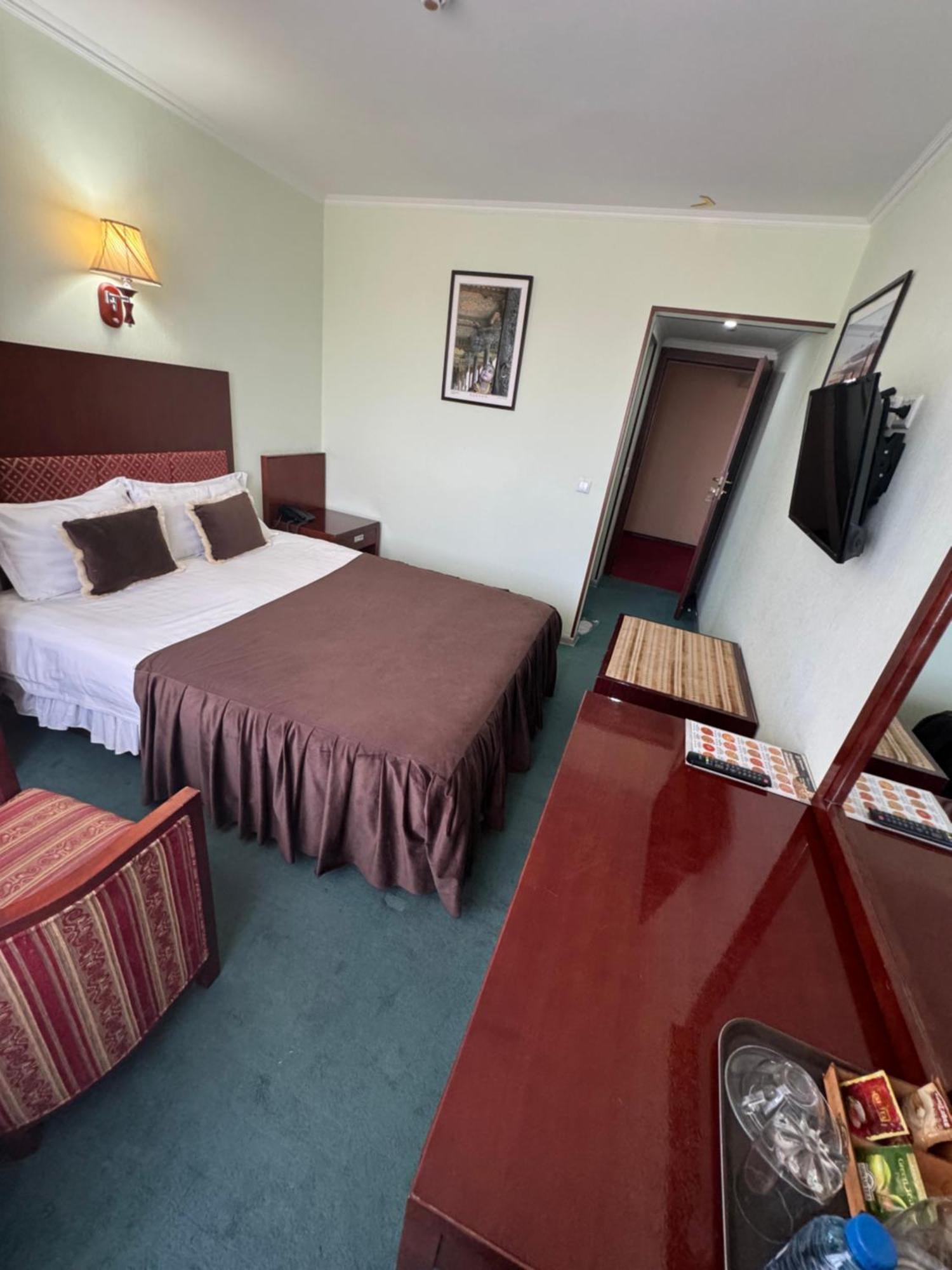 Hotel Grand Bukhara Bagian luar foto