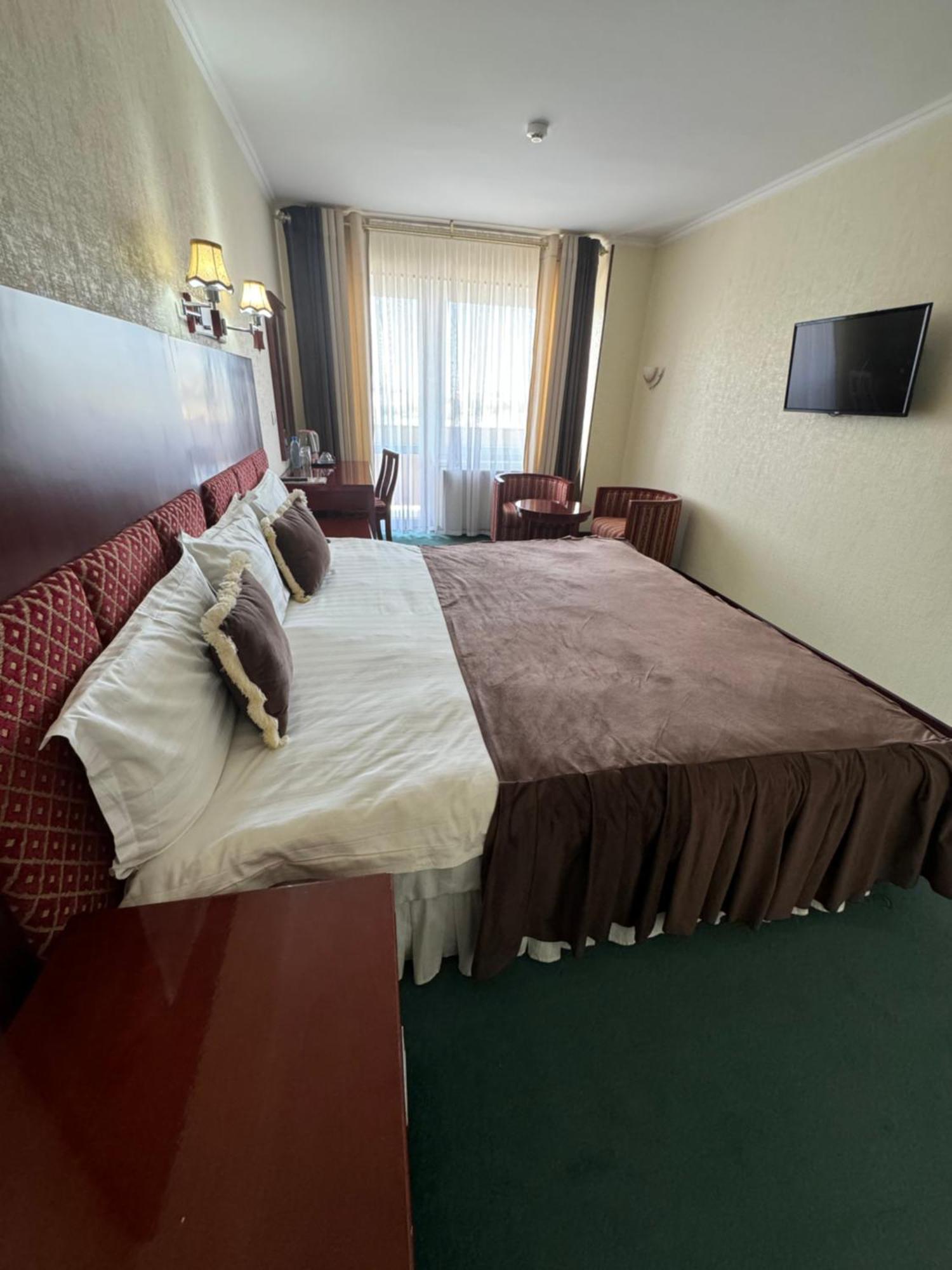Hotel Grand Bukhara Bagian luar foto